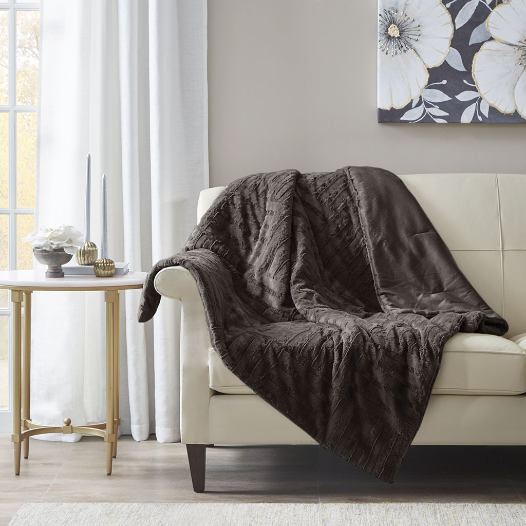 

Madison Park - Arctic Ultra Plush Down Alternative Throw - Chocolate - 50x60