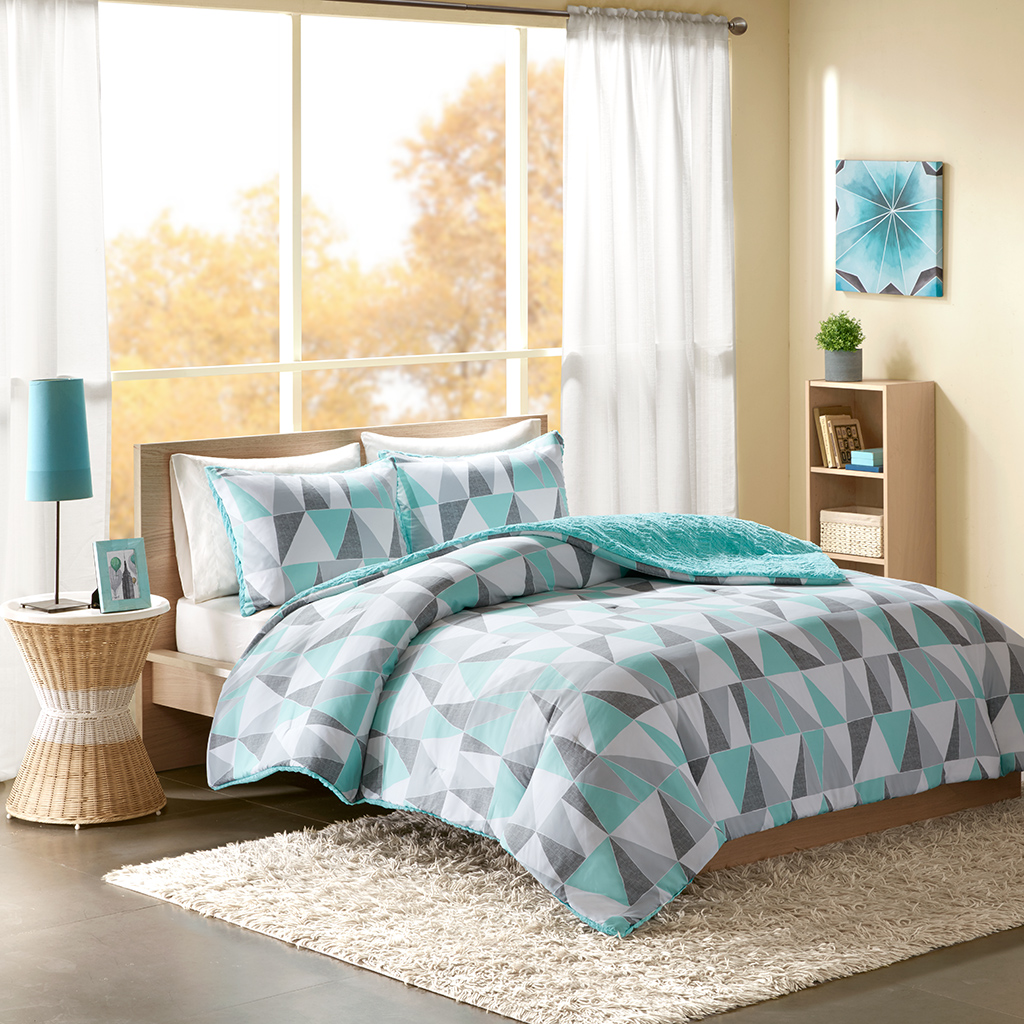 

Intelligent Design - Ellie Reversible Comforter Mini Set - Aqua - King