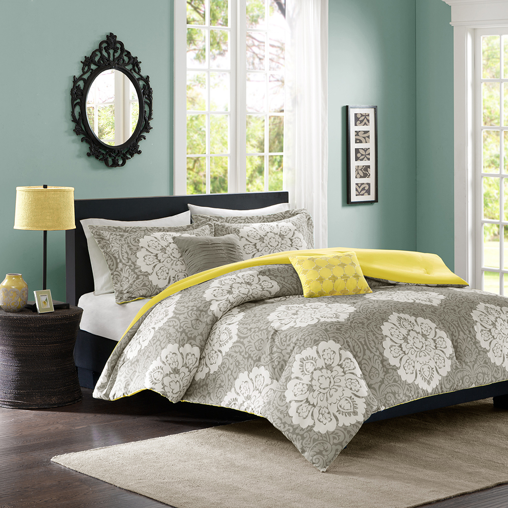 

Intelligent Design - Tanya Comforter Set - Grey - Full/Queen