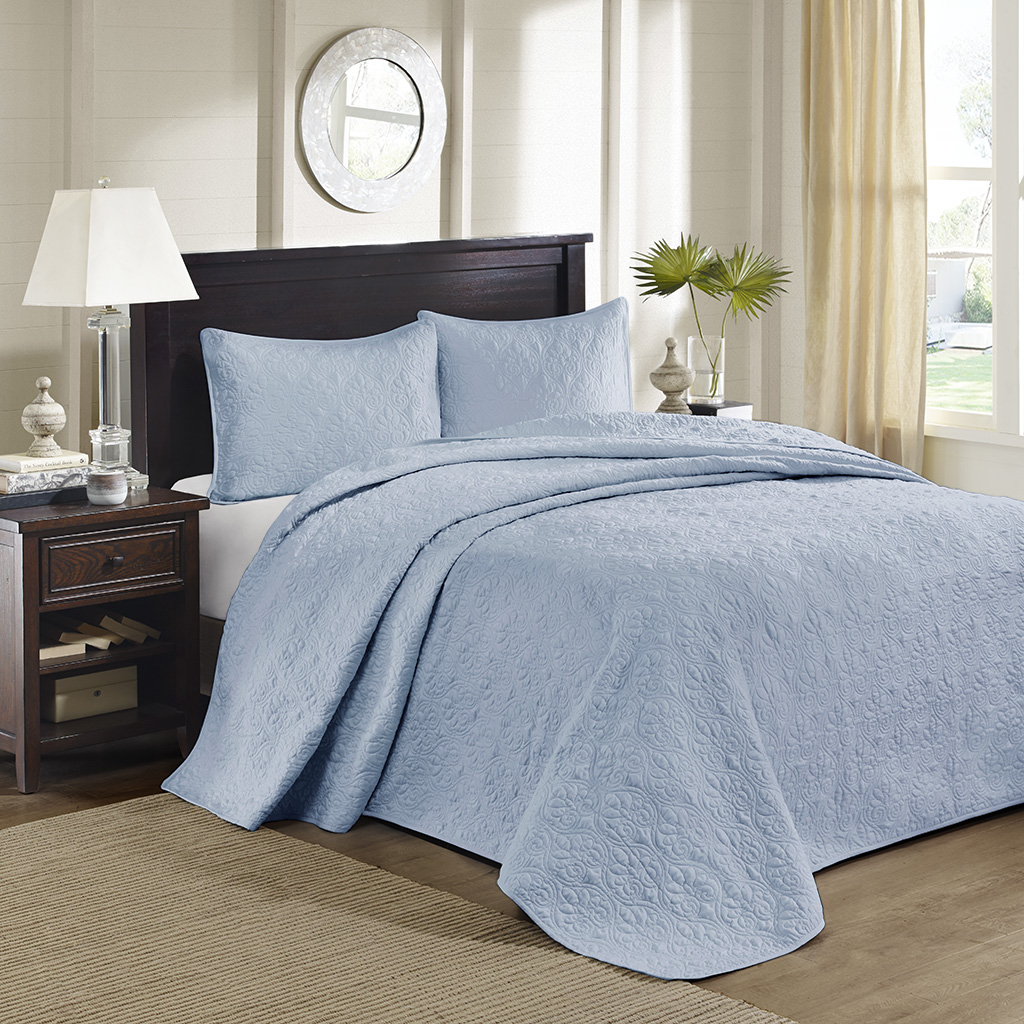 

Madison Park - Quebec Reversible Bedspread Set - Blue - King