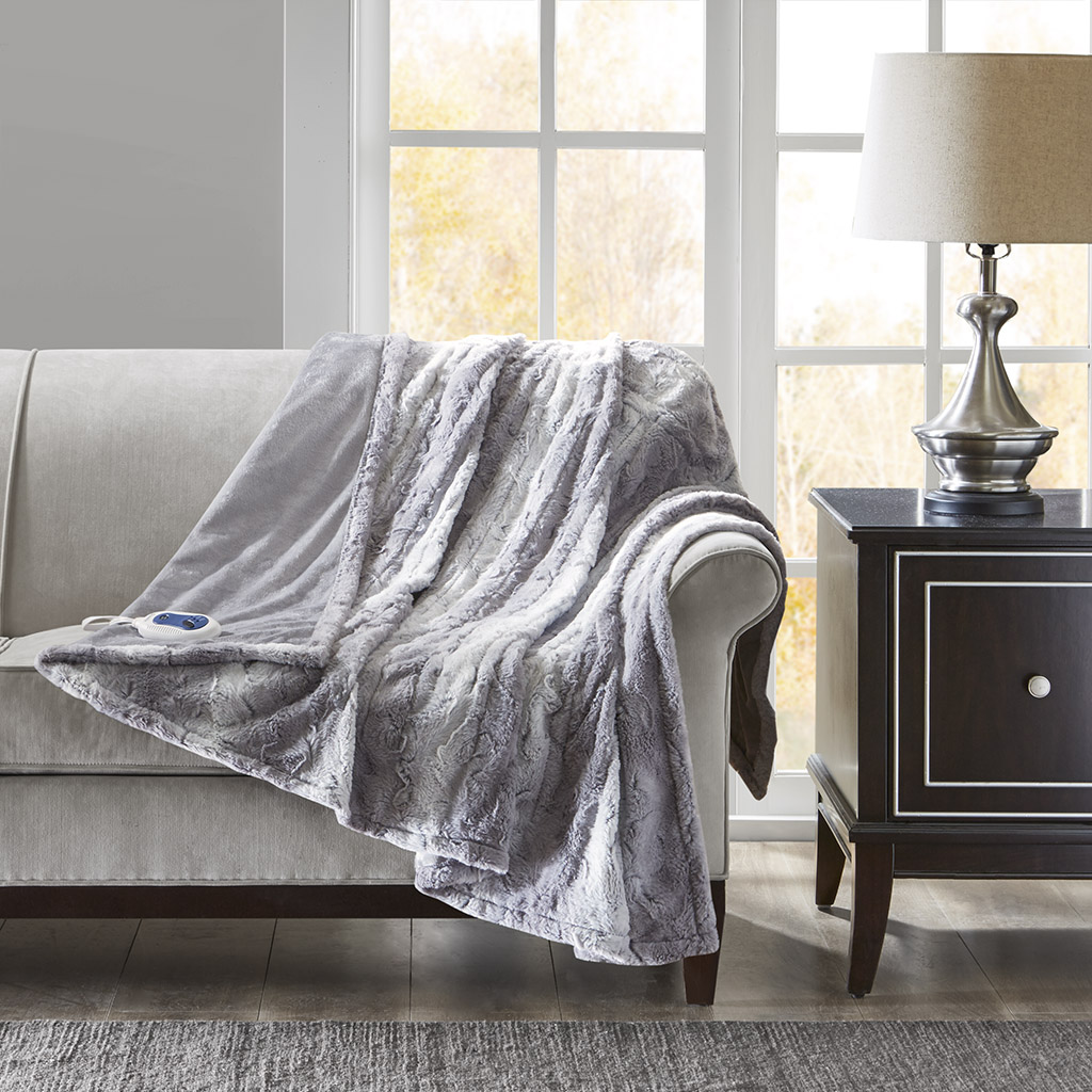 

Beautyrest - Zuri Oversized Faux Fur Heated Throw - Grey - 50x70
