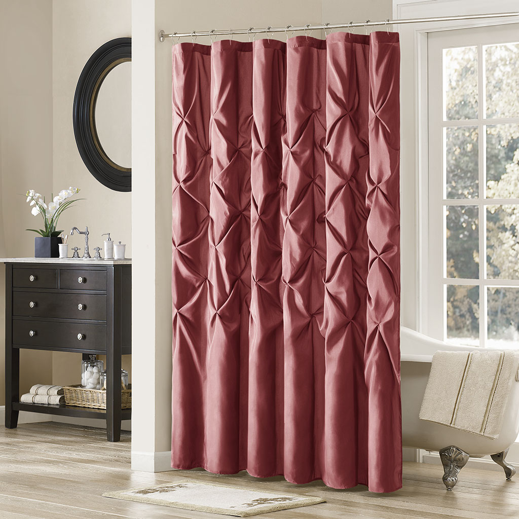 

Madison Park - Laurel Shower Curtain - Red - 72x72