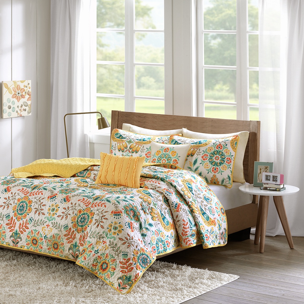 

Intelligent Design - Nina Reversible Coverlet Set - Multi - Full/Queen