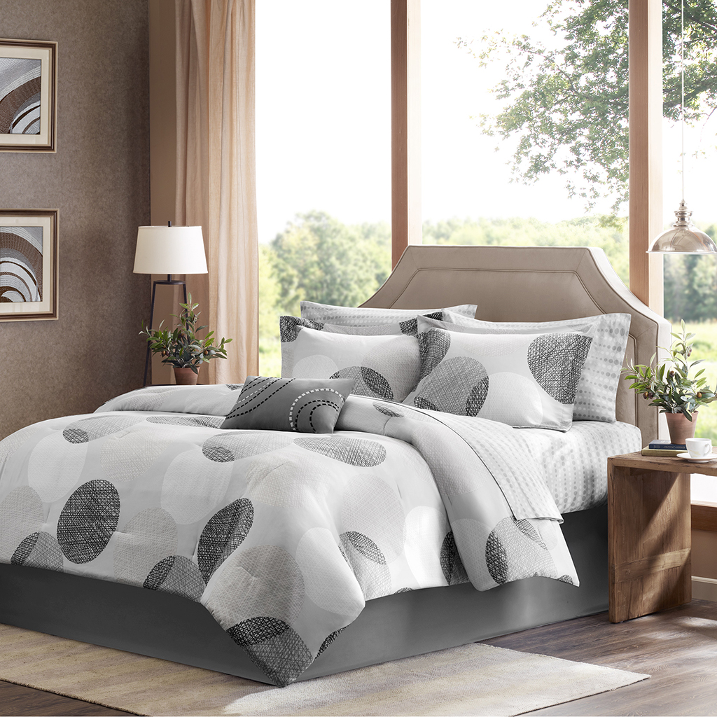 

Madison Park Essentials - Knowles Complete Comforter and Cotton Sheet Set - Grey - Full